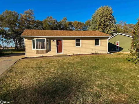 909 G Ave, Albia, IA 52531