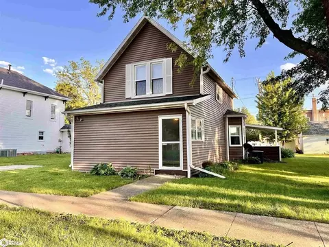 402 Cass St, Adair, IA 50002