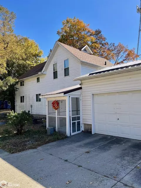 205 Elizabeth Ave, Rowan, IA 50470