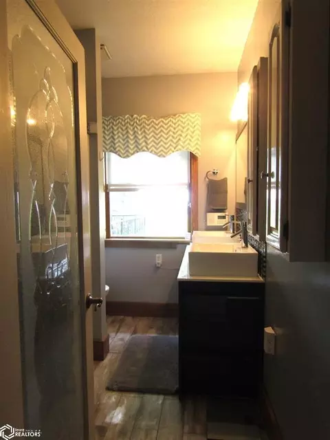 Bath - 205 Road M47, Walnut, IA 51577 photo 4 of 6