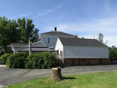 Exterior - 205 Road M47, Walnut, IA 51577 photo 14 of 26