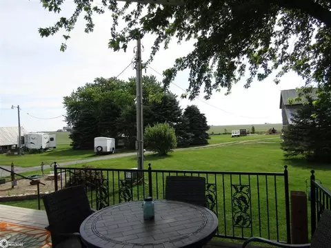 Exterior - 205 Road M47, Walnut, IA 51577 photo 22 of 26