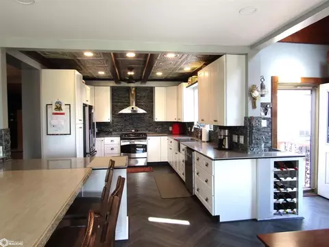 Kitchen - 205 Road M47, Walnut, IA 51577 photo 1 of 3