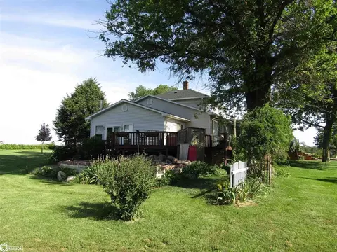 Exterior - 205 Road M47, Walnut, IA 51577 photo 5 of 26