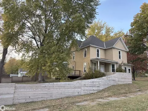 1022 E Joy St, Red Oak, IA 51566