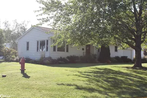 606 N Davis St, Bloomfield, IA 52537
