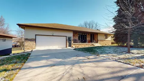 1007 S Main St, Ida Grove, IA 51445