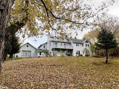 900 French St, Fairfield, IA 52556