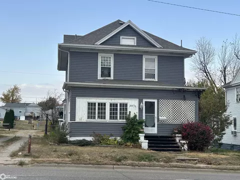 208 12 N 3rd Ave, Marshalltown, IA 50158