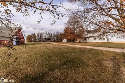 11617 280th St, Conrad, IA 50621 photo 2