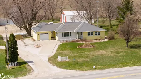 25727 Delta Ave, Manning, IA 51455