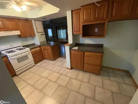 20 S 17th St, Denison, IA 51442 photo 4