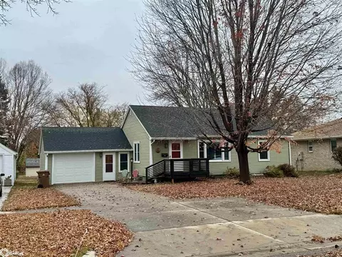 108 S Carroll St, Carroll, IA 51401