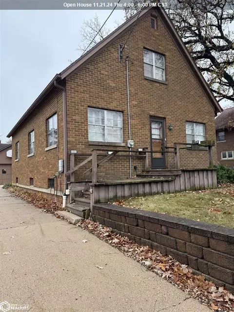 309 Hickory St, Iowa Falls, IA 50126