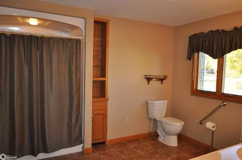 Bath - 110 Artz St, Breda, IA 51436 photo 1 of 11
