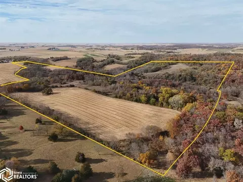Timber Rd., Monticello, IA 52310