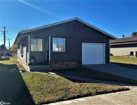 315 Broad St, Whittemore, IA 50598
