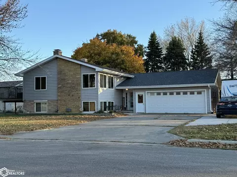 1208 10th Ave SW, Humboldt, IA 50548