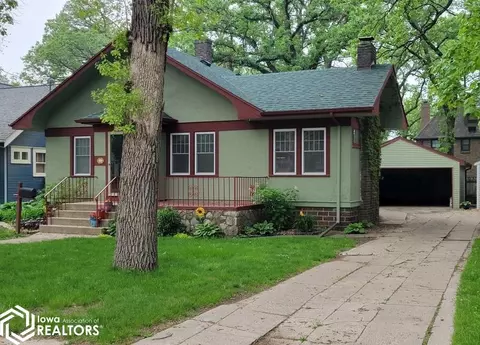 1038 W State St, Mason City, IA 50401