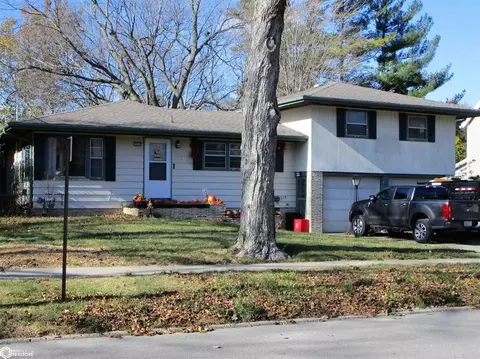 1315 River St, Iowa Falls, IA 50126