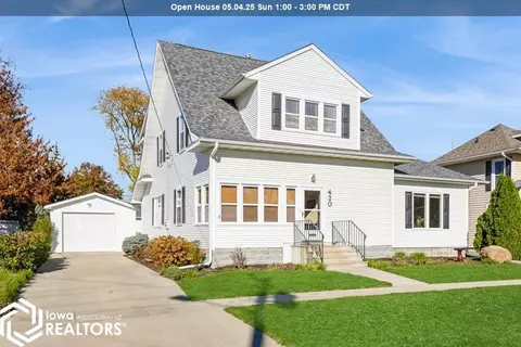 420 S 3rd Ave E, Newton, IA 50208