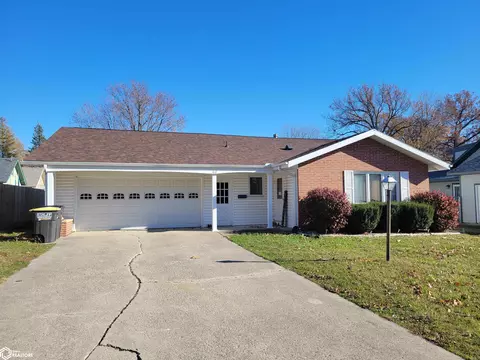 112 S Fort Ave, Eagle Grove, IA 50533
