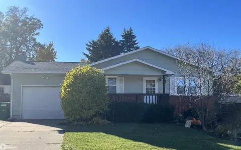 916 W Howard St, Creston, IA 50801
