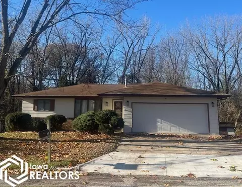 1112 S Linden Ln, Mount Pleasant, IA 52641