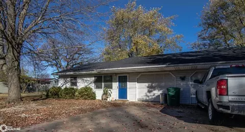 2071 Libertyville Rd, Fairfield, IA 52556