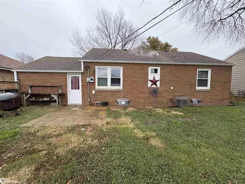 Exterior - 1112 Val Kay Ct, Hampton, IA 50441 photo 2 of 3