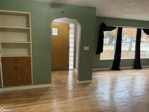Living - 1112 Val Kay Ct, Hampton, IA 50441 photo 2 of 2