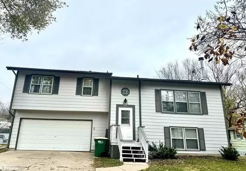 505 S B St, Fairfield, IA 52556
