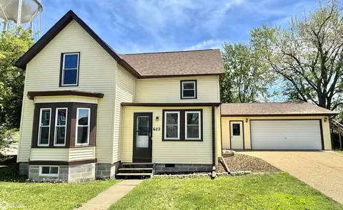 622 Main St, Grinnell, IA 50112