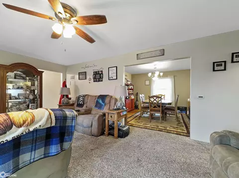 29 Windsor Blvd, Hampton, IA 50441 photo 11