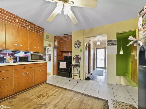 29 Windsor Blvd, Hampton, IA 50441 photo 3