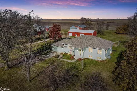 1243 230th St, State Center, IA 50247