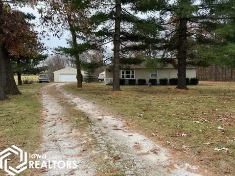 10735 Stony Hollow Rd, Sperry, IA 52650