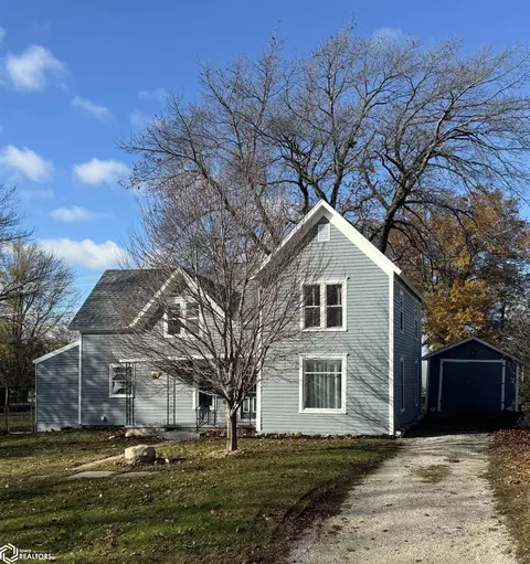 606 S Pine St, Creston, IA 50801