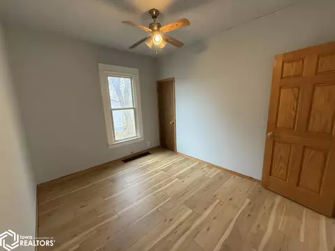 517 N 6th St, Centerville, IA 52544 photo 19