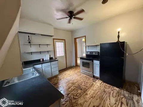 517 N 6th St, Centerville, IA 52544 photo 24