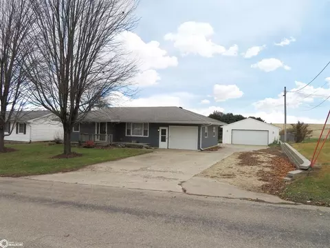 208 Rider St, Garwin, IA 50632