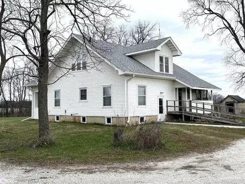 11396 450th St, Derby, IA 50068 photo 3