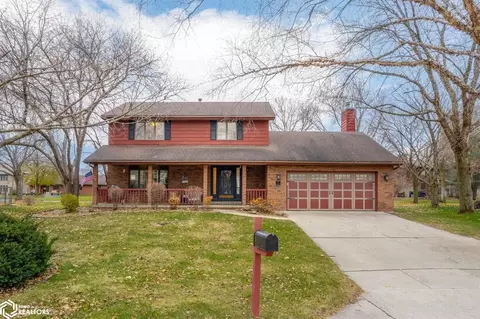 8 Post Rd, Mason City, IA 50401