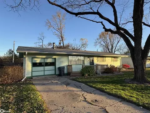 9 Navaho Dr, Keokuk, IA 52632
