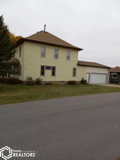 305 E Minnie, Radcliffe, IA 50230