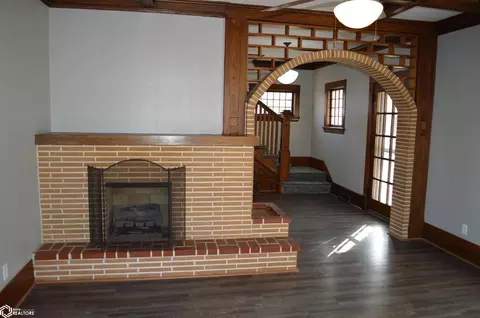 Living - 302 2nd St SE, Hampton, IA 50441 photo 4 of 4