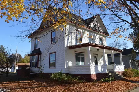 302 2nd St SE, Hampton, IA 50441