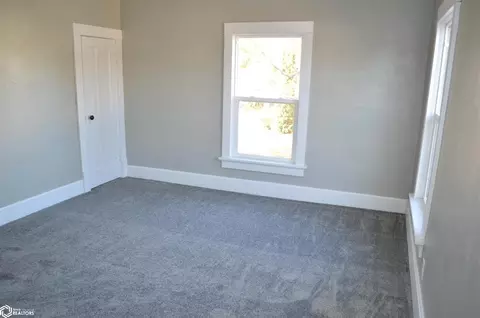 Bedroom - 302 2nd St SE, Hampton, IA 50441 photo 2 of 2
