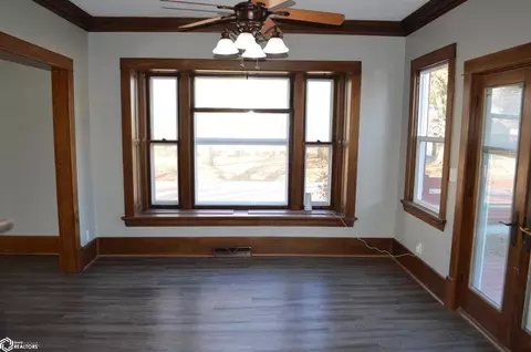 Living - 302 2nd St SE, Hampton, IA 50441 photo 1 of 4
