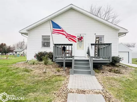 207 E 5th St, Moulton, IA 52572